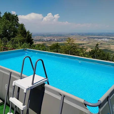Panorama With Seasonal Pool Πανσιόν
