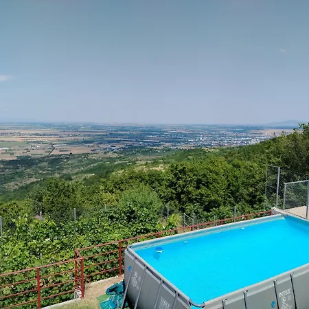 Πανσιόν Panorama With Seasonal Pool 3*